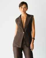 Maris Sleeveless Linen Blazer | Espresso Brown