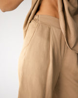 Penny Elastic Waist Shorts | Beige