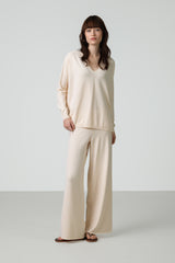 Layla V Neck Sweater | Cream | Fine Knit