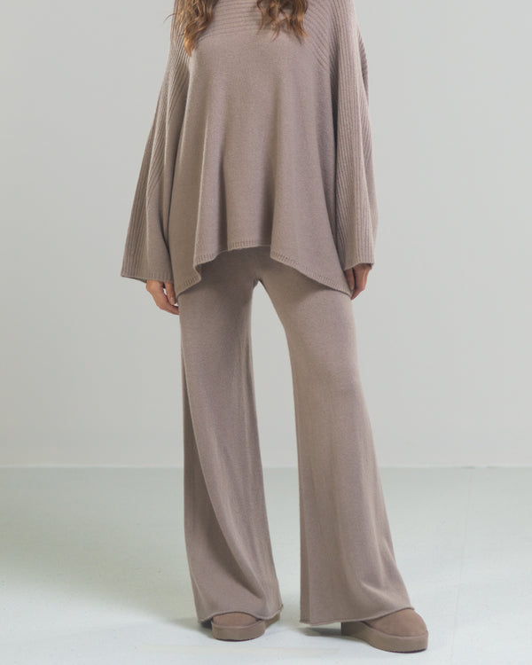 LIMITED RESTOCK | Relaxed Pants | Taupe