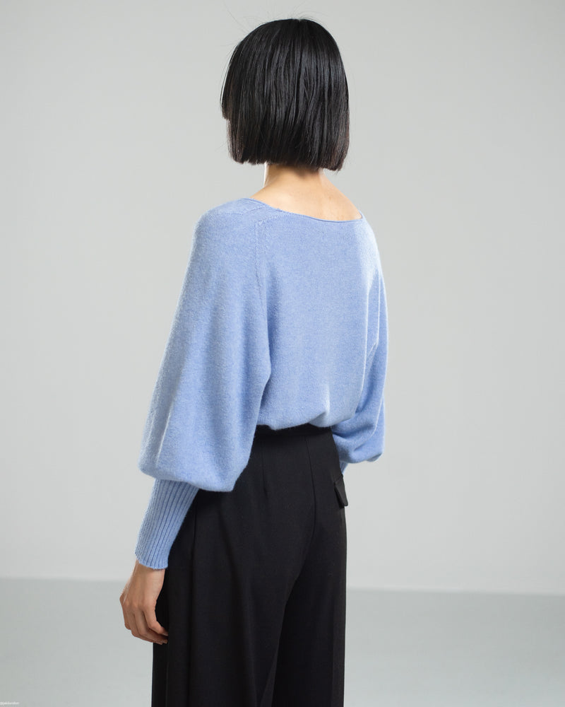 Bell sleeve clearance jumper zara