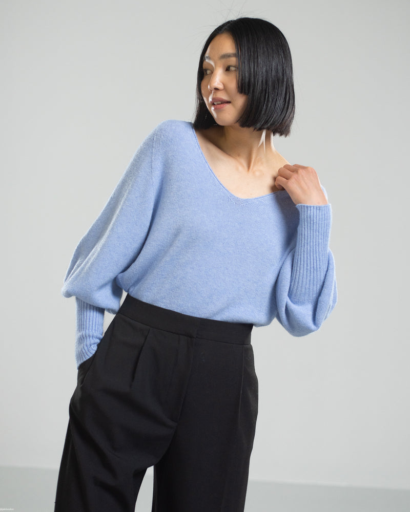 Bell sleeve v 2025 neck sweater