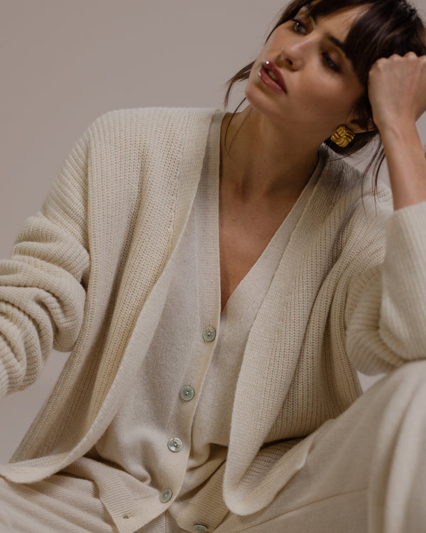 Bonnie Button Up Cardigan | Light Beige | Cashmere-Wool Blend