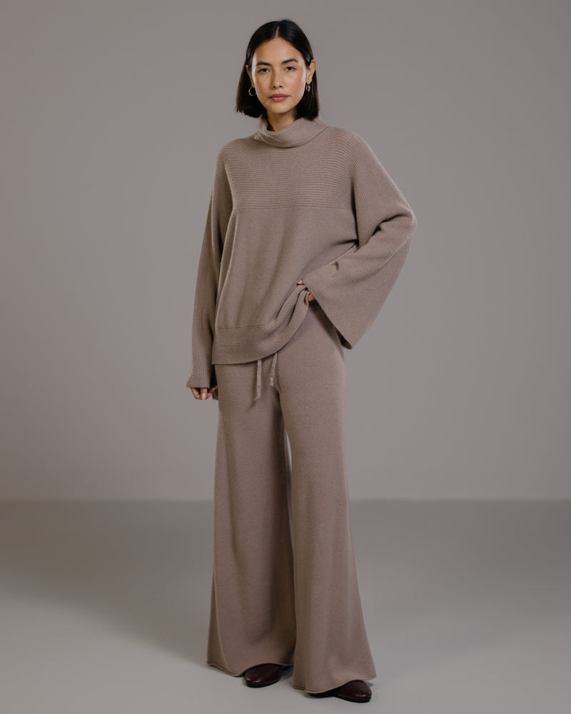 Ribbed Roll Neck Sweater | Mocha