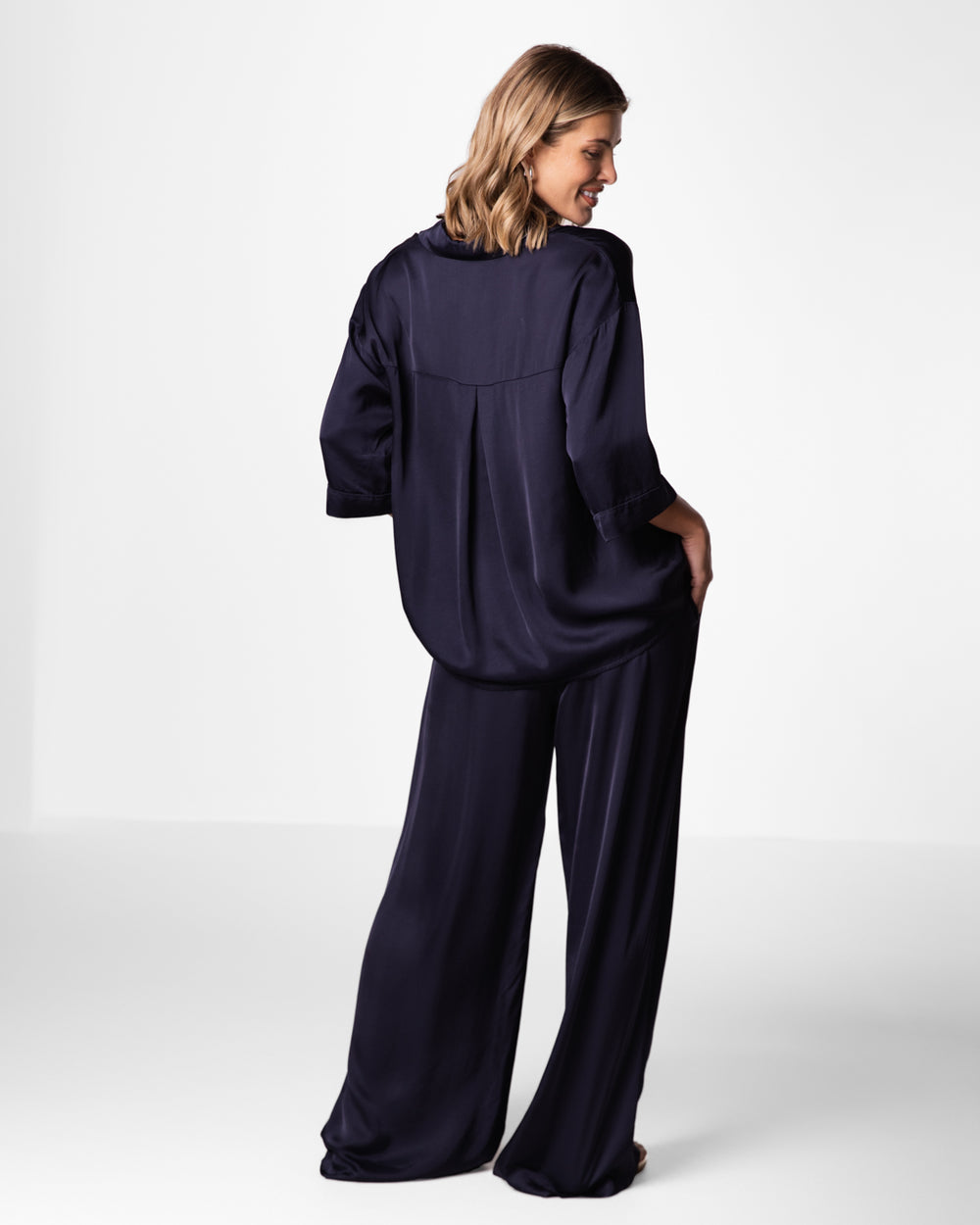 Nora Drawstring Satin Pants | Navy – JAKI