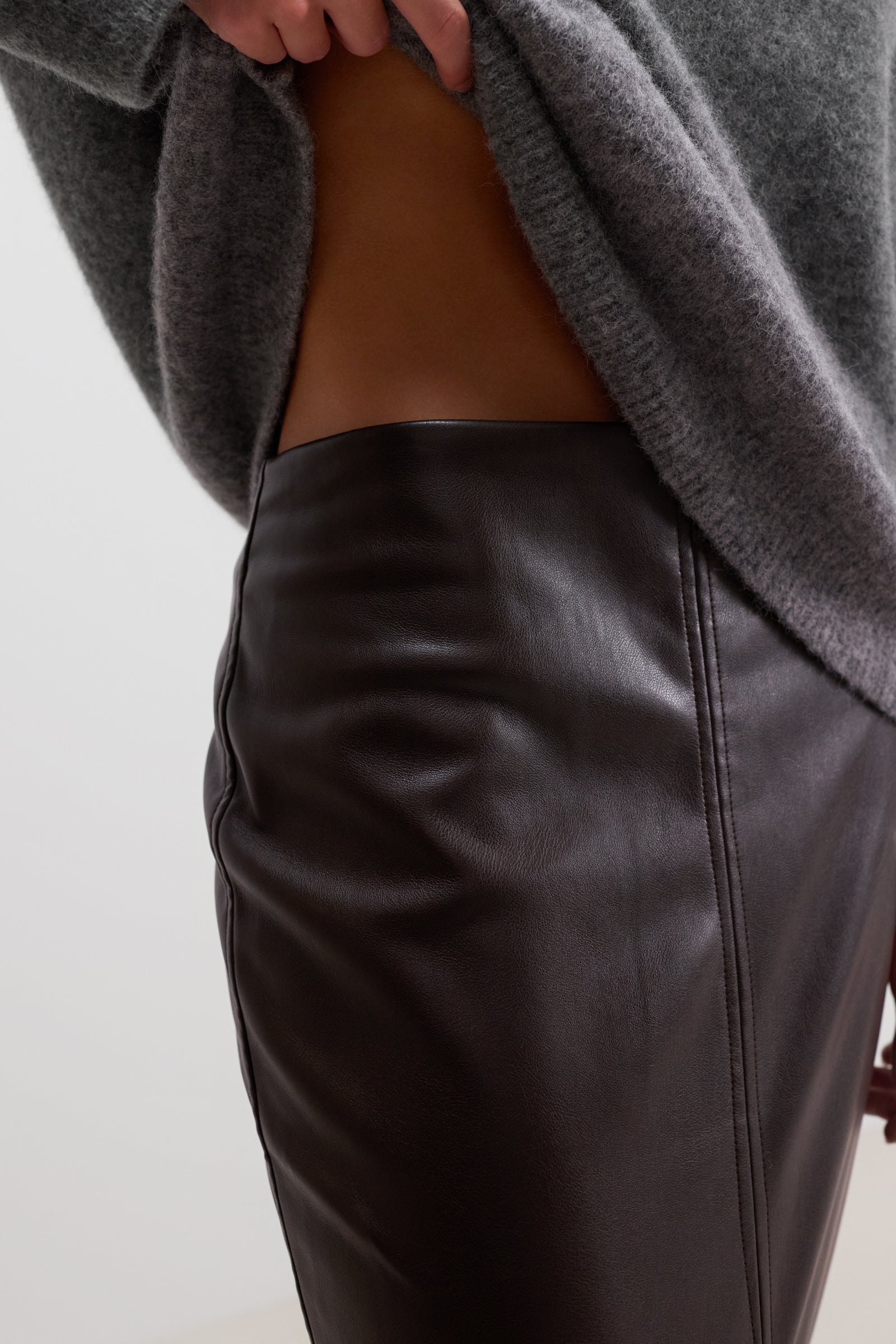 Brooklyn Faux Leather Skirt Espresso Brown – JAKI
