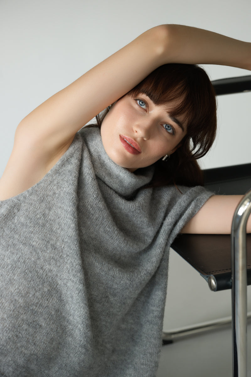 Nyx Sleeveless Turtleneck | Grey | Alpaca-Wool Blend