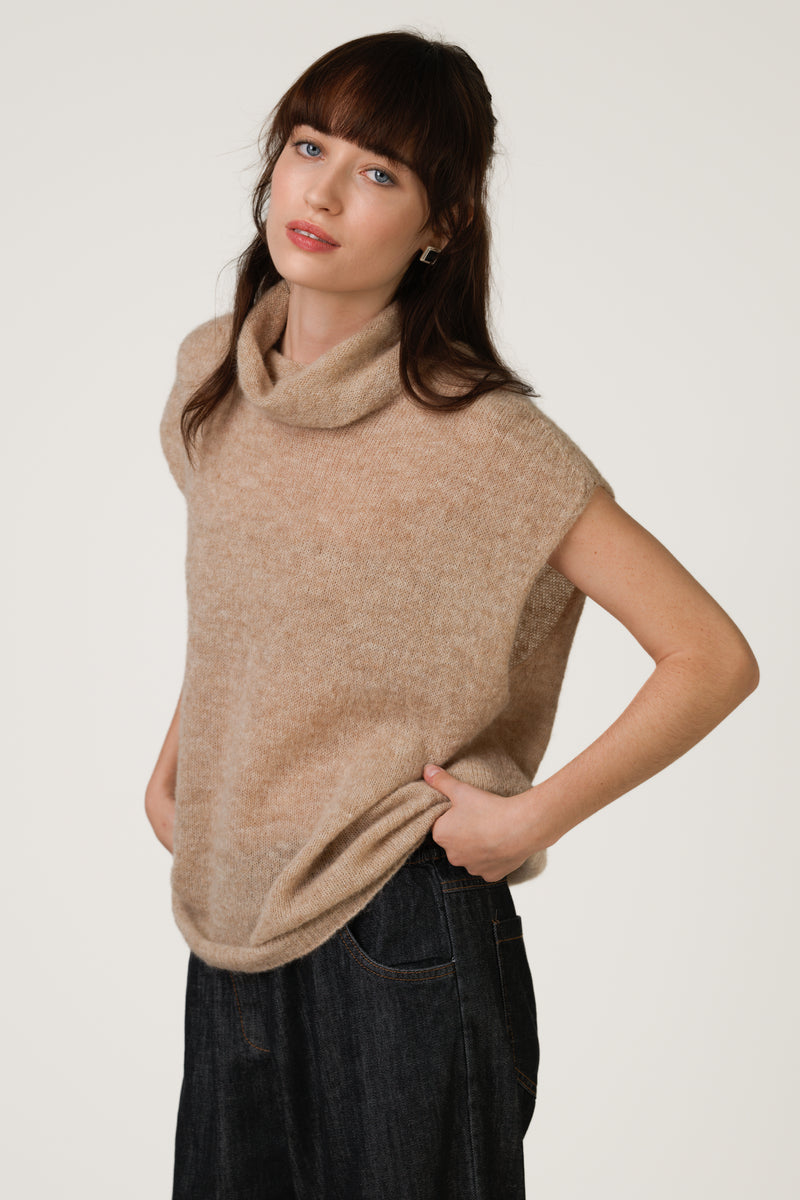 Nyx Sleeveless Turtleneck | Beige | Alpaca-Wool Blend