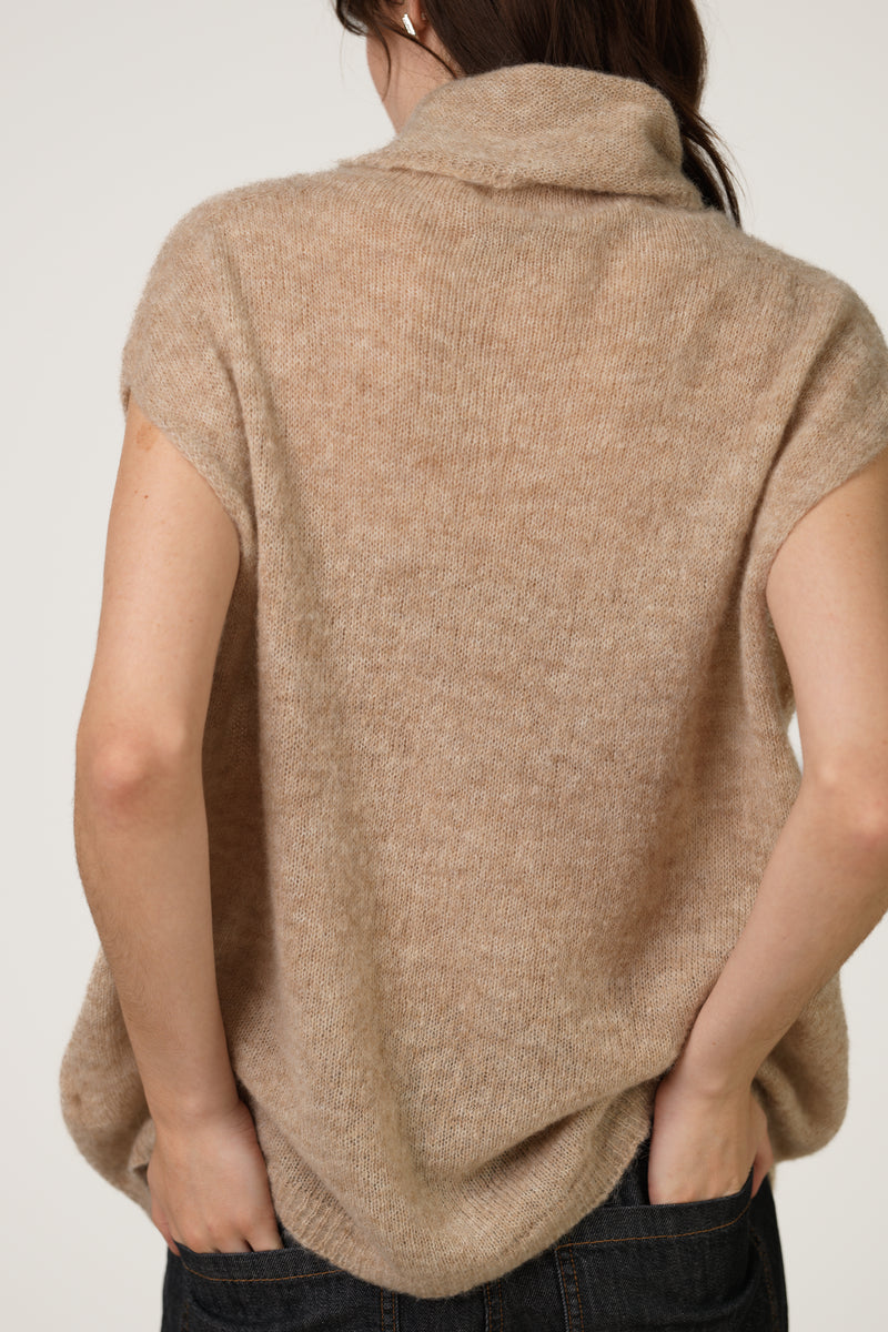 Nyx Sleeveless Turtleneck | Beige | Alpaca-Wool Blend