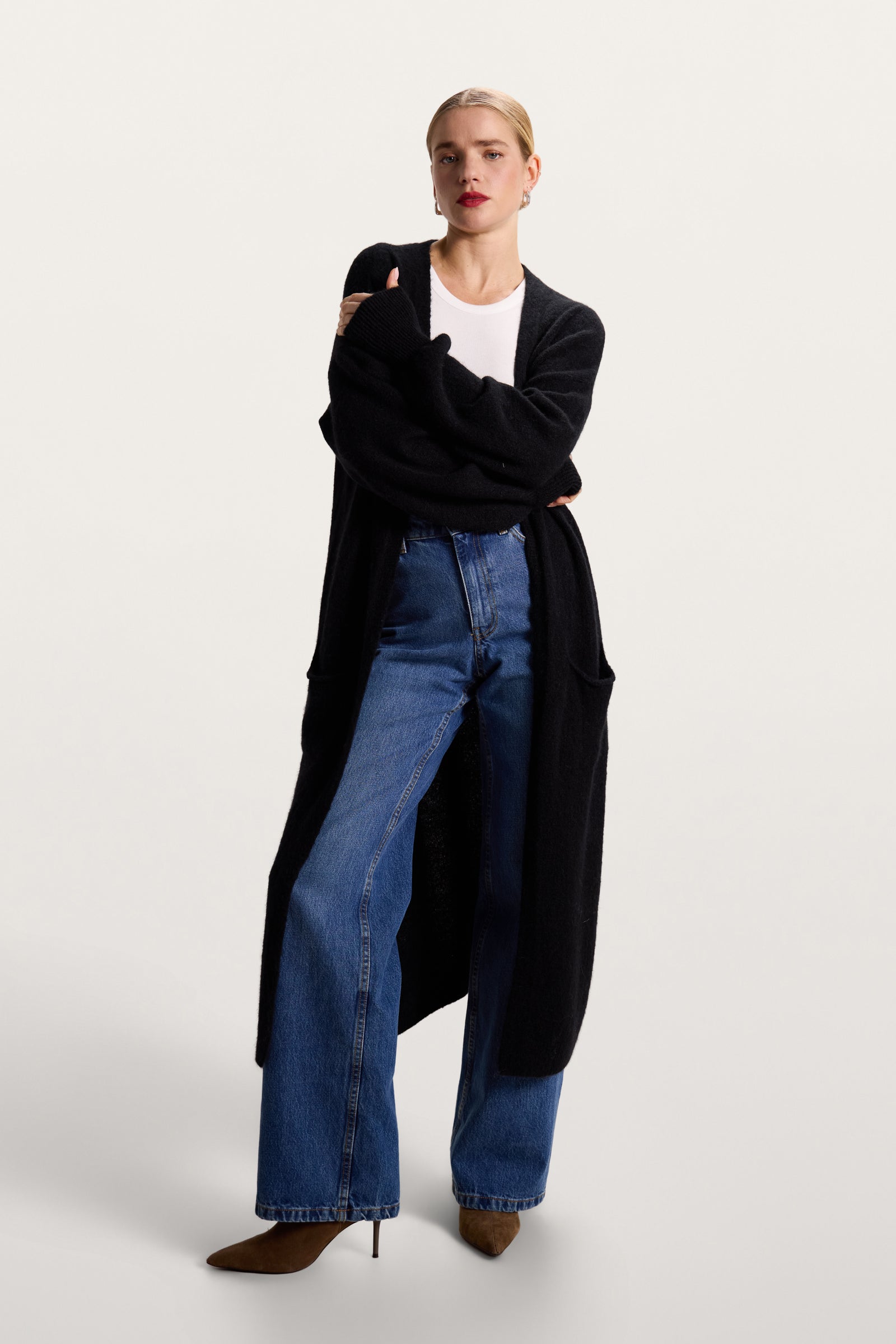 Yasmin Open Cardigan | Black | Alpaca Blend – JAKI