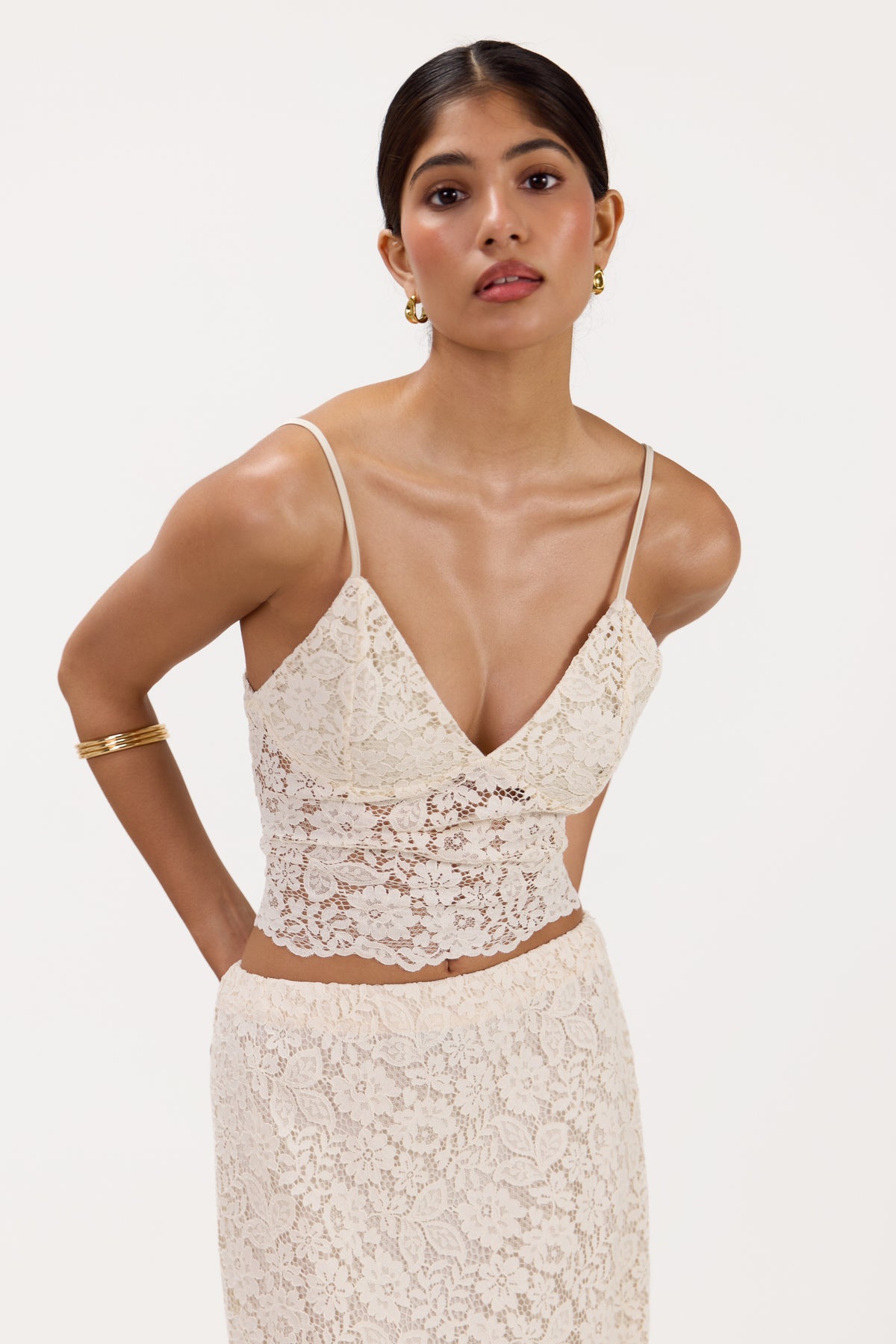 Tops – JAKI